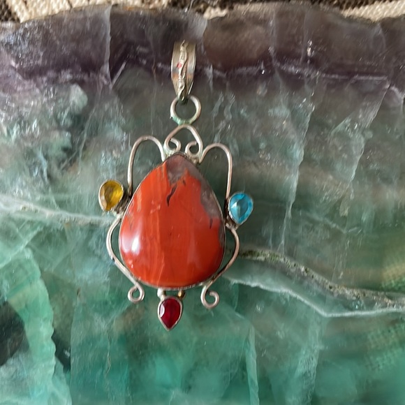 Red Jasper and Quartz Pendant Accented With Gemstones - Picture 4 of 4